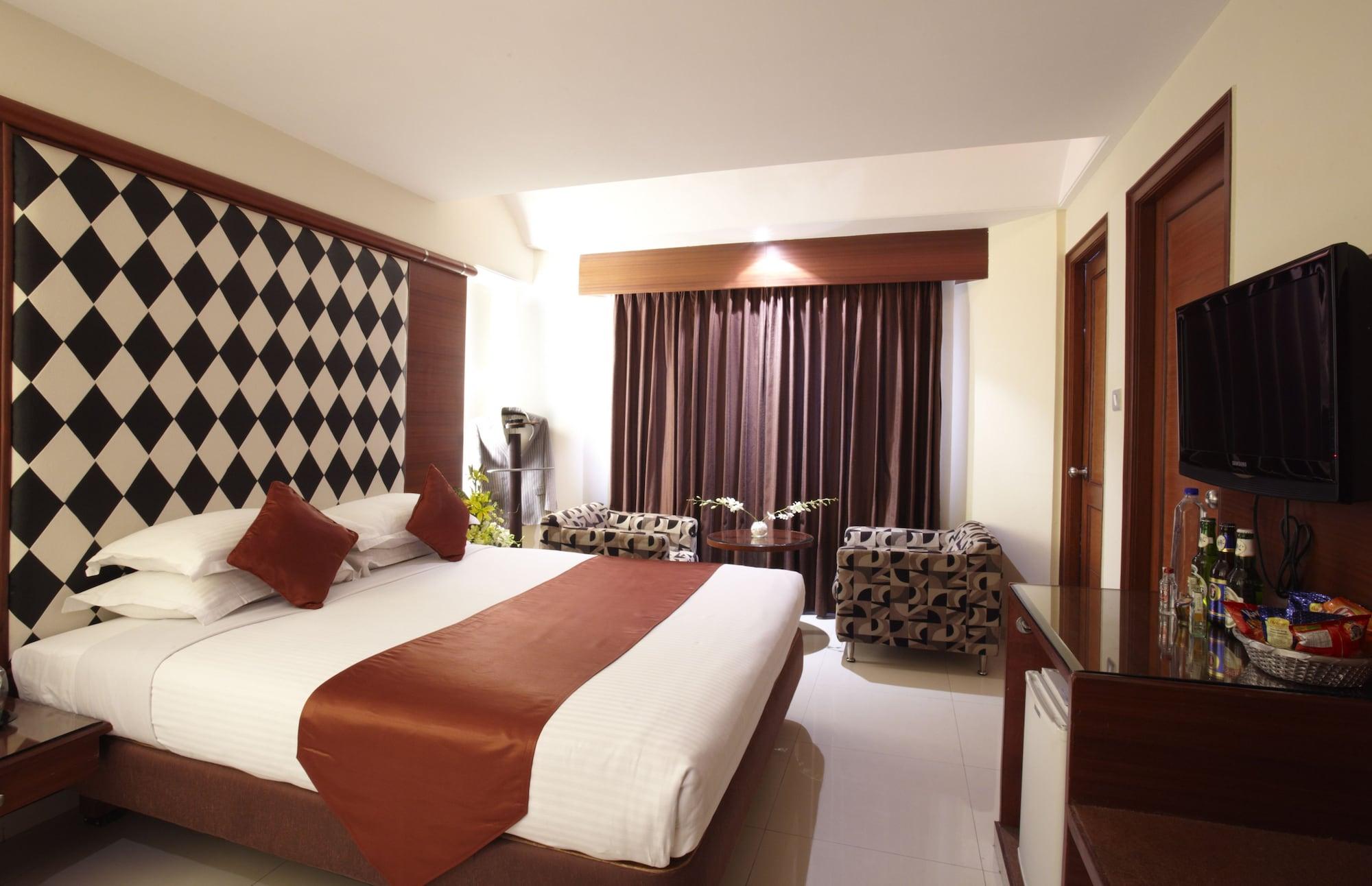 The President Hotel Bangalore Dış mekan fotoğraf