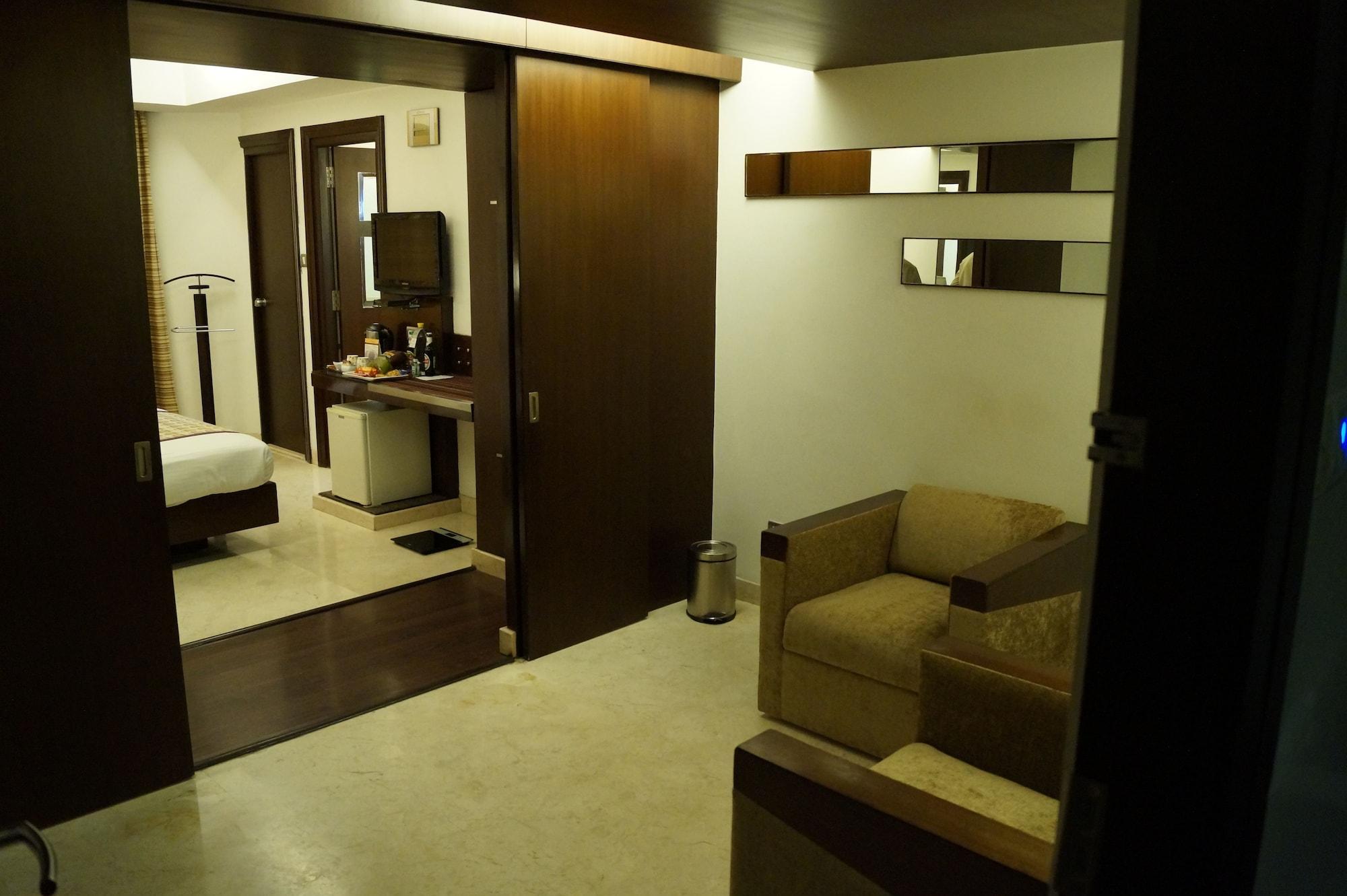 The President Hotel Bangalore Dış mekan fotoğraf