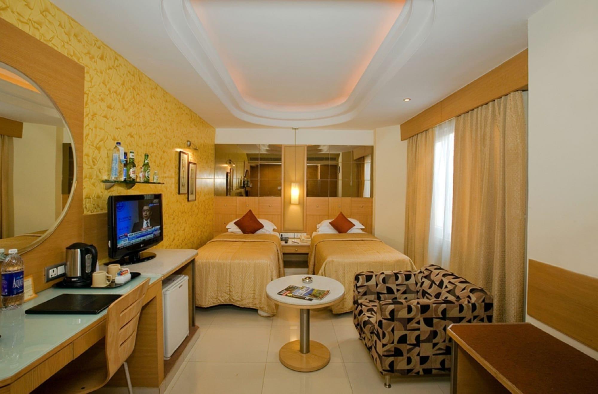 The President Hotel Bangalore Dış mekan fotoğraf