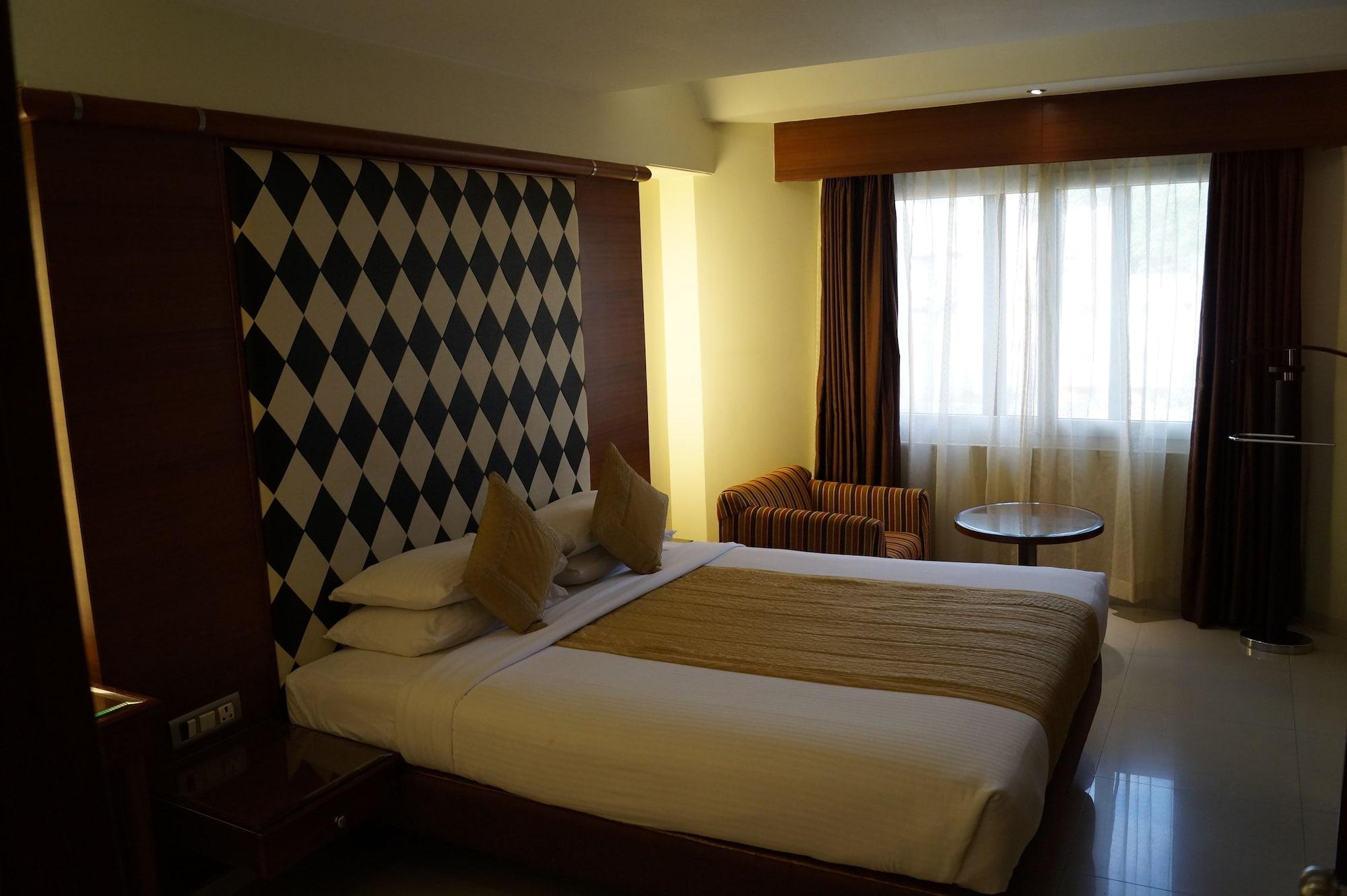 The President Hotel Bangalore Dış mekan fotoğraf