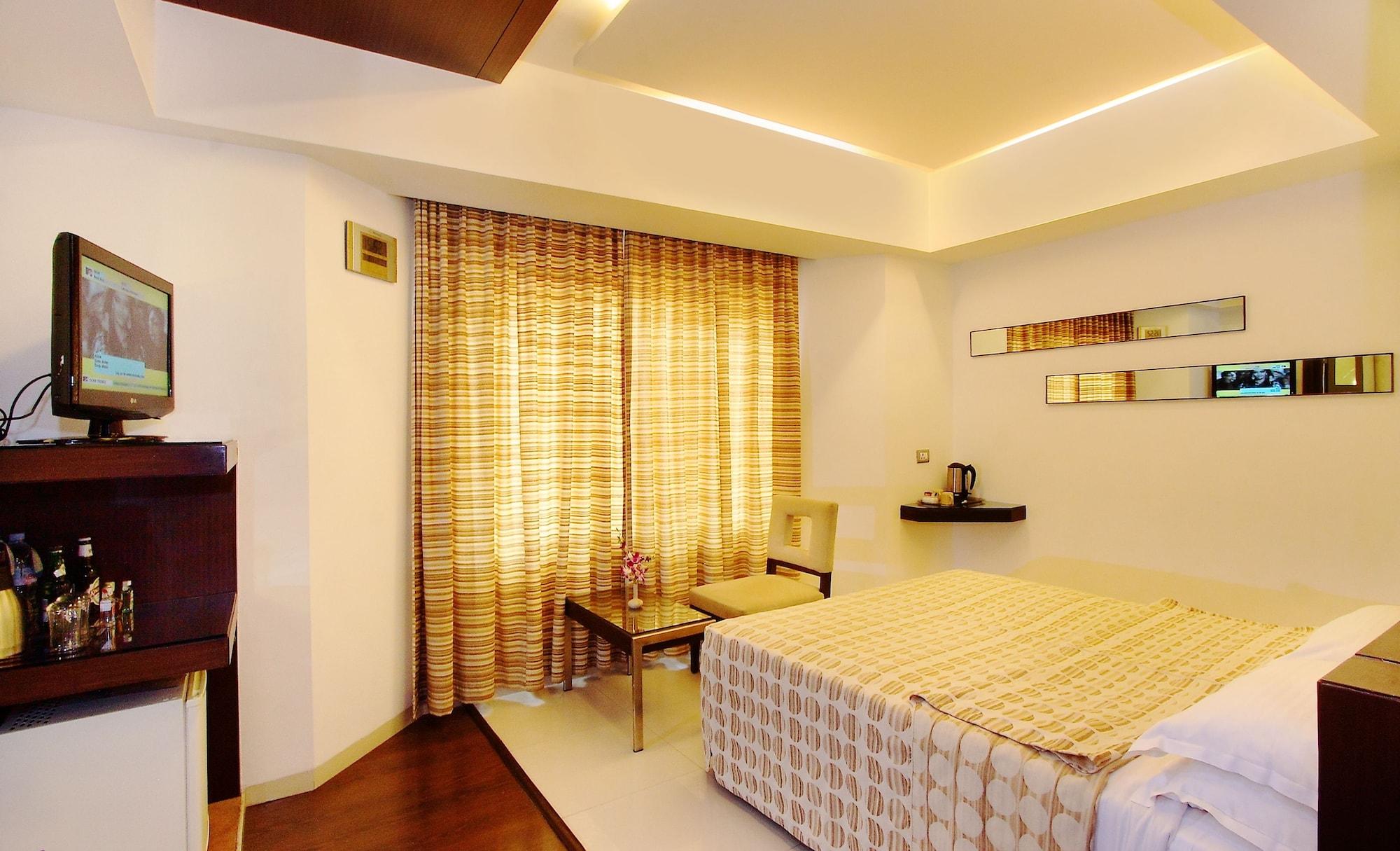 The President Hotel Bangalore Dış mekan fotoğraf